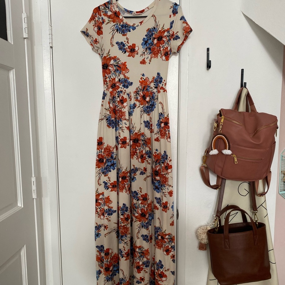Floral maxi dress